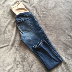 Lightly distressed, medium wash maternity jeans!